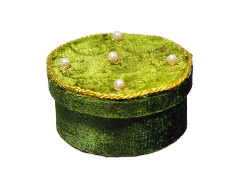 PUDEŁKO ZIELONE+PERŁA OKRĄGŁE 10CM