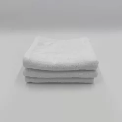   Fehér szállodai minőségű törölköző 400GSM anyagból 50x100 cm